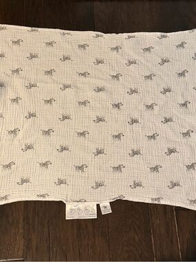 AMAZING BABY Newborn Swaddle Soft Cotton Muslin